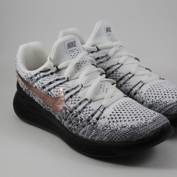Nike Lunarepic 2 Low Flyknit X-plore Running Shoe - Picture 4 of 6